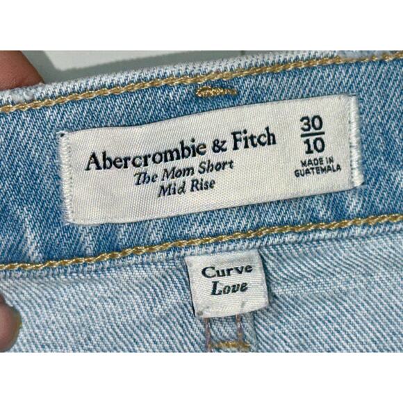 Abercrombie & Fitch Curve Love Mom Mid Rise Blue Denim Jean Shorts Womens 30 10 - Picture 3 of 6